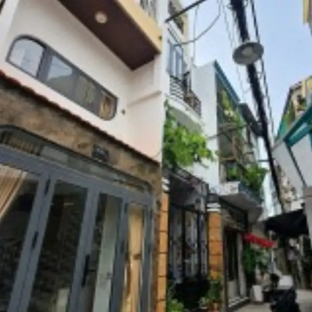 48240, Thích Quảng Đức 270.12 Nguyễn Thượng Hiền, Bình Thạnh